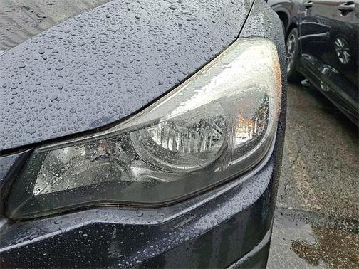 2013 Subaru Impreza 2.0i Premium