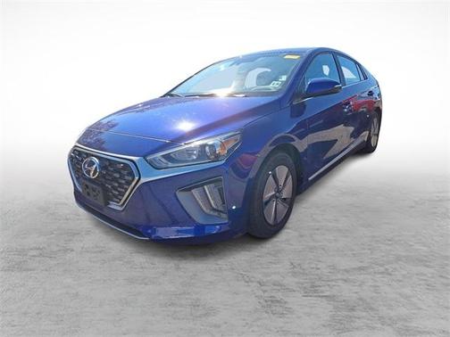 2022 Hyundai IONIQ Hybrid SE