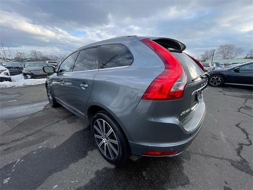 2017 Volvo XC60 T6 Inscription