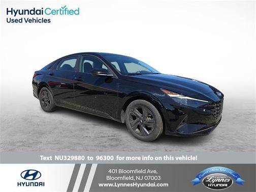 2022 Hyundai ELANTRA SEL