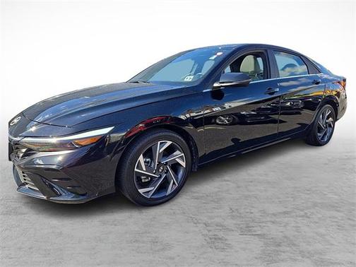 2025 Hyundai ELANTRA HEV Limited