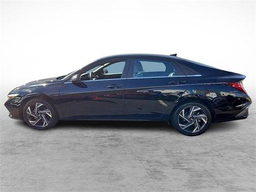 2025 Hyundai ELANTRA HEV Limited