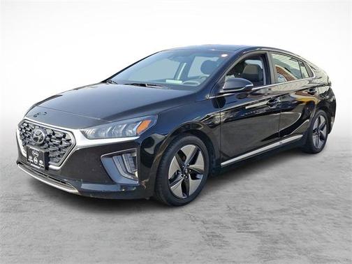 2022 Hyundai IONIQ Hybrid SEL