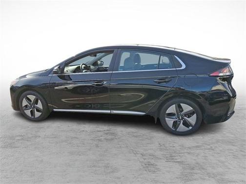 2022 Hyundai IONIQ Hybrid SEL