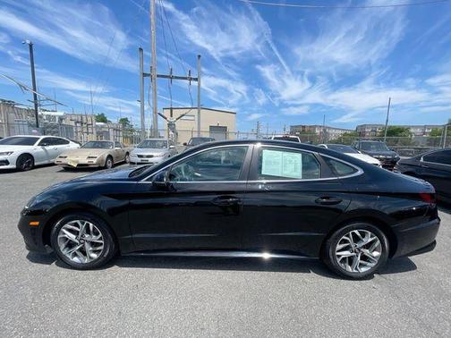 Onyx Black 2023 Hyundai SONATA SEL