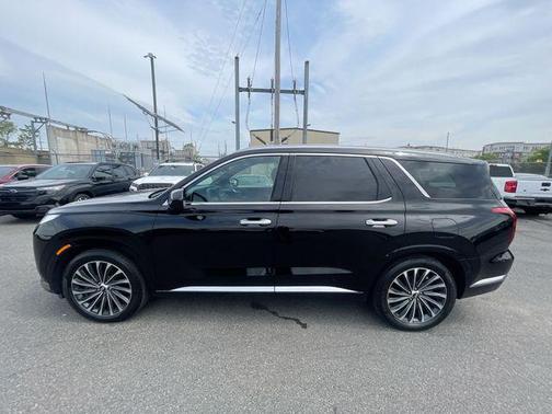 Black 2023 Hyundai PALISADE Calligraphy