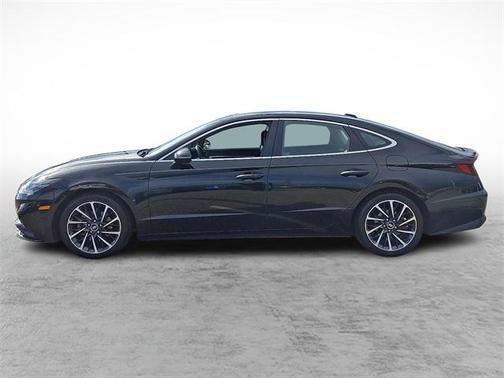 2022 Hyundai SONATA Limited