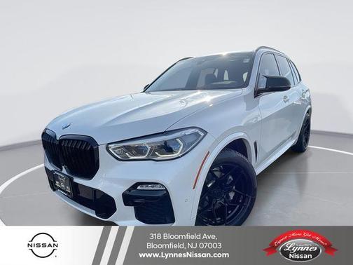 White Metallic 2019 BMW X5 xDrive40i