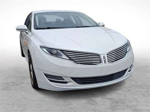 2016 Lincoln MKZ Base