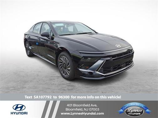 2025 Hyundai SONATA Hybrid SEL