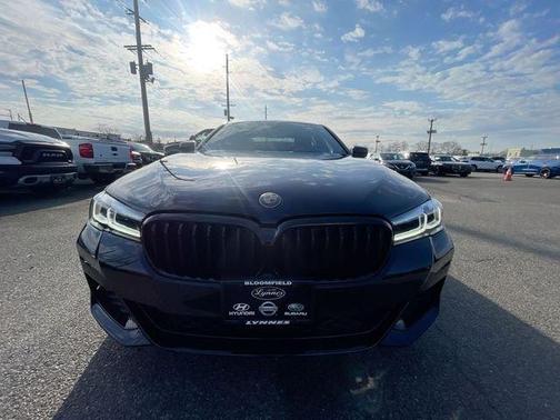Carbon Black Metallic 2023 BMW 540 i xDrive