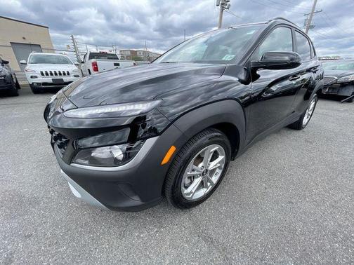 Black 2023 Hyundai KONA SEL
