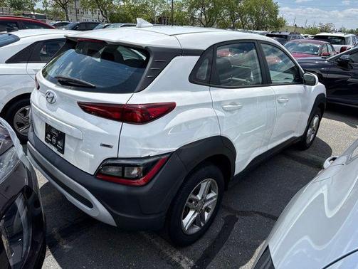 Lunar 2022 Hyundai KONA SE