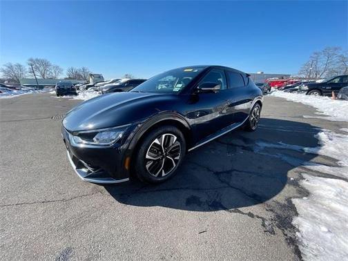 2022 Kia EV6 Wind