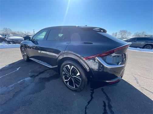 2022 Kia EV6 Wind
