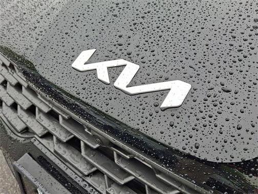 2022 Kia K5 EX