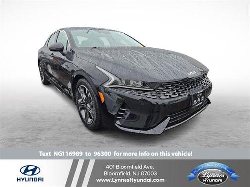 2022 Kia K5 EX