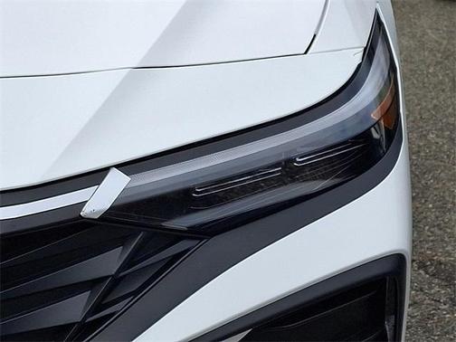 2026 Hyundai ELANTRA SEL