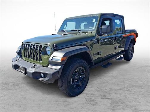 2022 Jeep Gladiator Sport