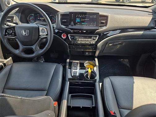2022 Honda Pilot Touring 7-Passenger