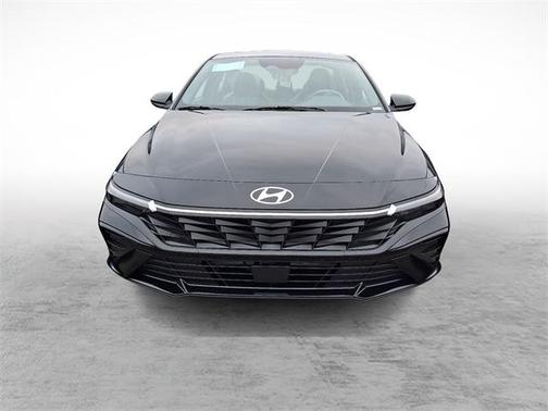 2026 Hyundai ELANTRA SEL