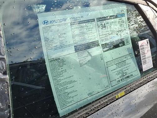 2025 Hyundai ELANTRA SEL Convenience