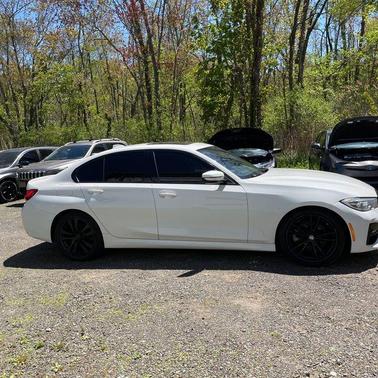Alpine White 2021 BMW 330 i xDrive