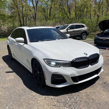 Alpine White 2021 BMW 330 i xDrive