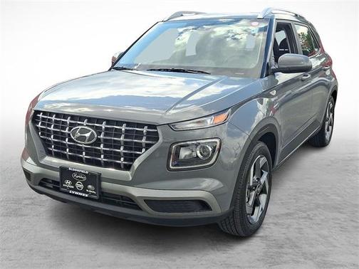 2022 Hyundai VENUE SEL