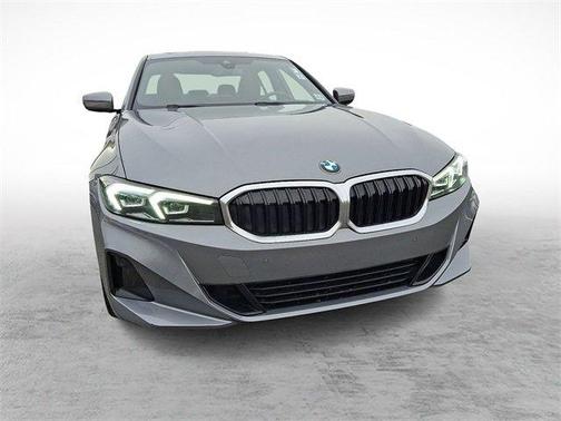 2023 BMW 330 i xDrive