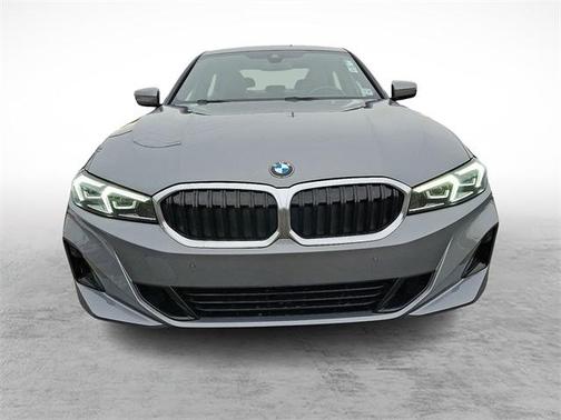 2023 BMW 330 i xDrive