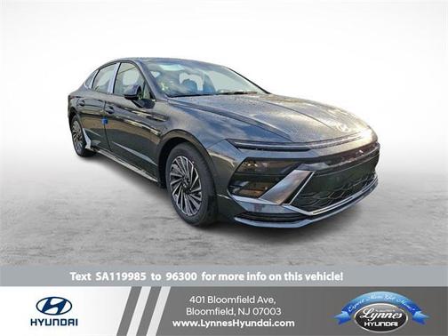 2025 Hyundai SONATA Hybrid Limited