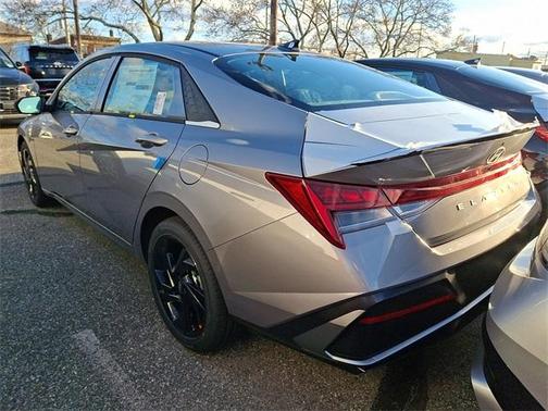 2026 Hyundai ELANTRA SEL