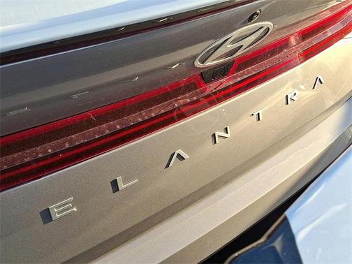 2026 Hyundai ELANTRA SEL