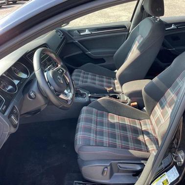 2017 Volkswagen Golf GTI S 4-Door