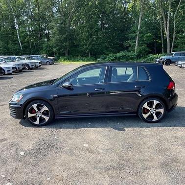 2017 Volkswagen Golf GTI S 4-Door