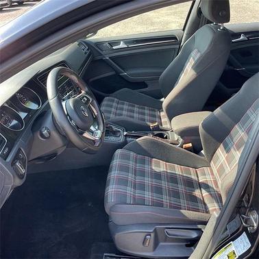 2017 Volkswagen Golf GTI S 4-Door