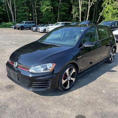 2017 Volkswagen Golf GTI S 4-Door