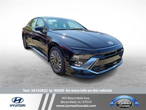 2025 Hyundai SONATA Hybrid Limited