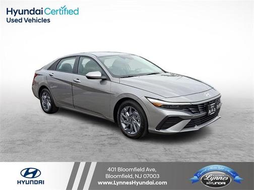 2024 Hyundai ELANTRA SEL