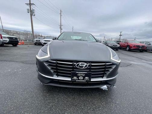 2023 Hyundai SONATA SE