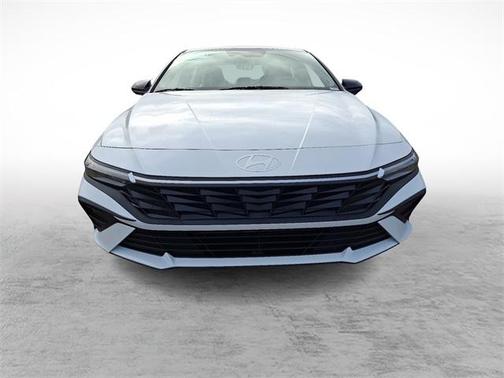 2026 Hyundai ELANTRA SEL