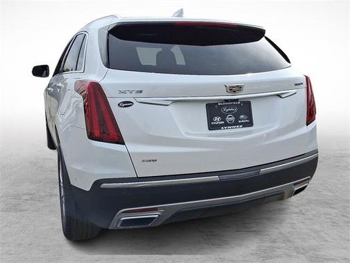 2022 Cadillac XT5 Premium Luxury