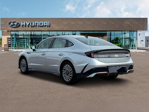 2025 Hyundai SONATA Hybrid Limited