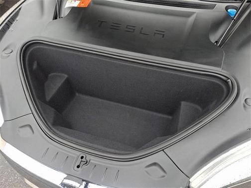 2016 Tesla Model S 70D