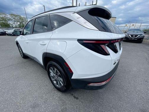Quartz 2022 Hyundai TUCSON Hybrid Blue