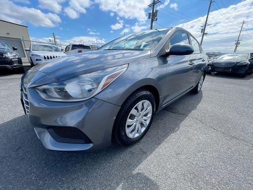 Urban Gray 2020 Hyundai Accent SE