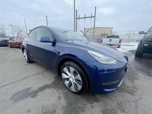 2022 Tesla Model Y Long Range