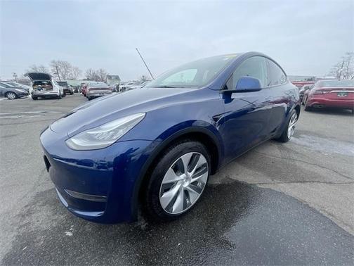 2022 Tesla Model Y Long Range