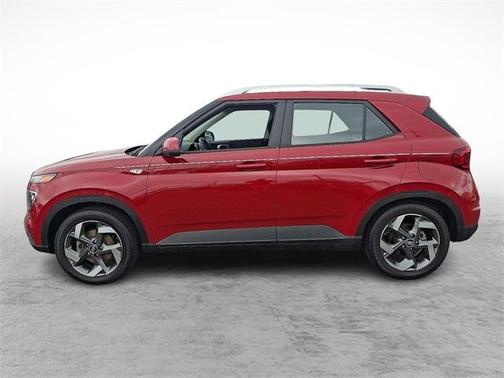 2022 Hyundai VENUE SEL
